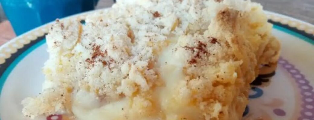 Torta De Banana Com Farofa Crocante E Recheio Cremoso Irresistível....