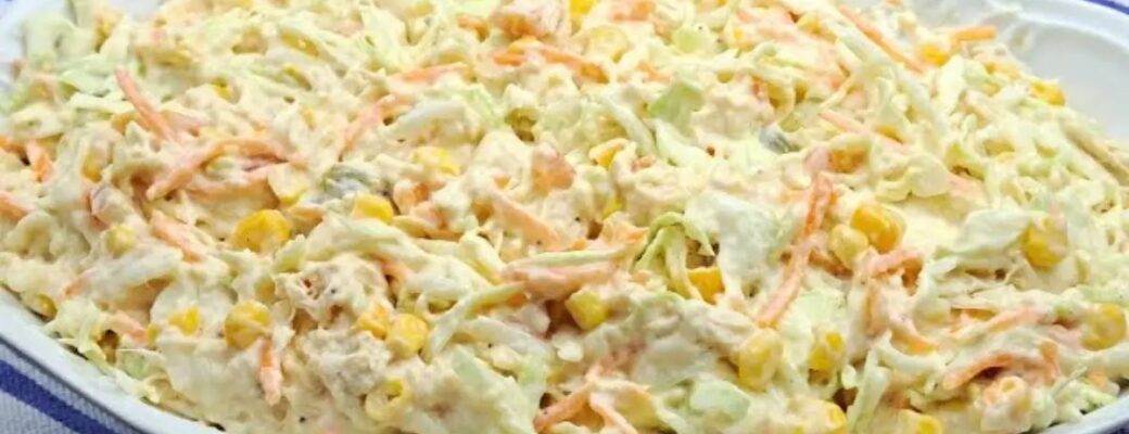 Aprenda A Fazer Uma Salada De Repolho Cremosa Com Frango, Perfeita Para Qualquer Refeição....