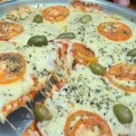 Aprenda A Fazer Pizza De Tapioca Crocante, Sem Glúten E Super Saudável!...