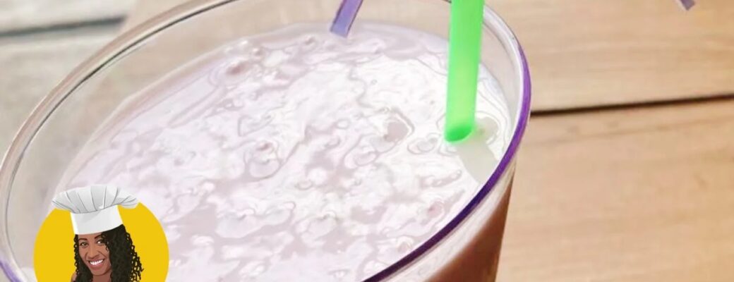 Smoothie De Morango Cremoso E Refrescante! Aprenda Essa Receita Rápida E Saudável Para Os Dias...
