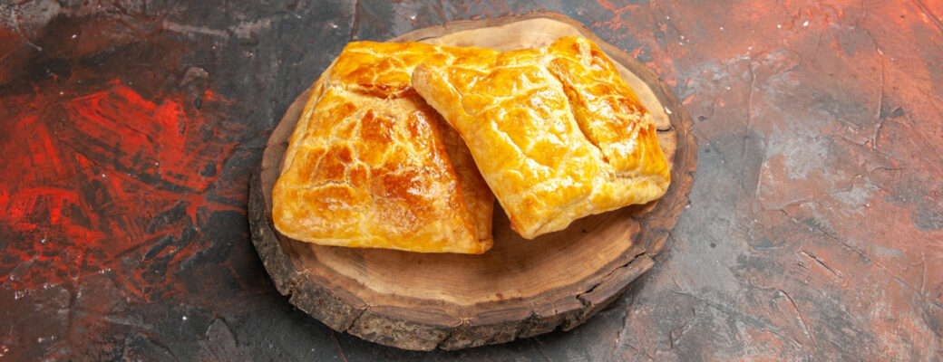 Receita De Pastel De Massa Cozida Com Recheio Generoso