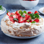 Como Fazer Merengue De Morango Crocante E Cremoso!