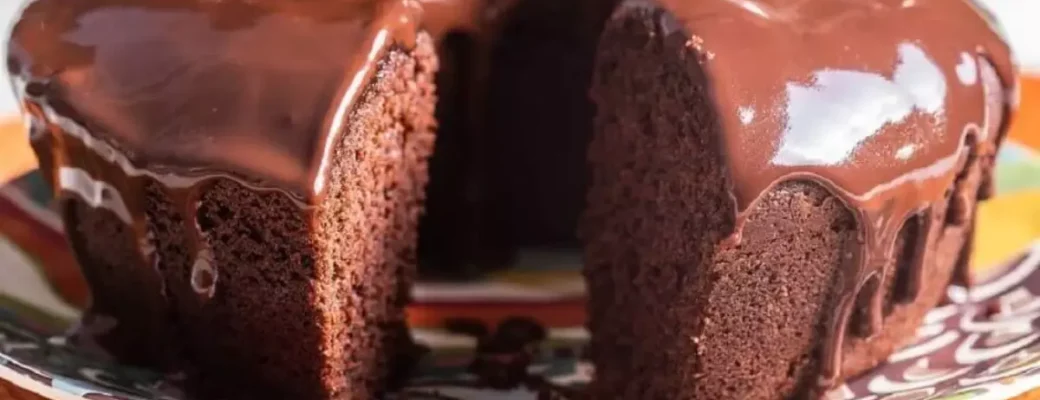 Bolo Chocolatudo De Páscoa Fofinho E Muito Gostoso é Perfeito Para Adoçar Sua Celebração. Veja...