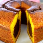 Um Bolo De Cenoura Diferente, Com Mescla De Chocolate E Massa Bem Fofinha....