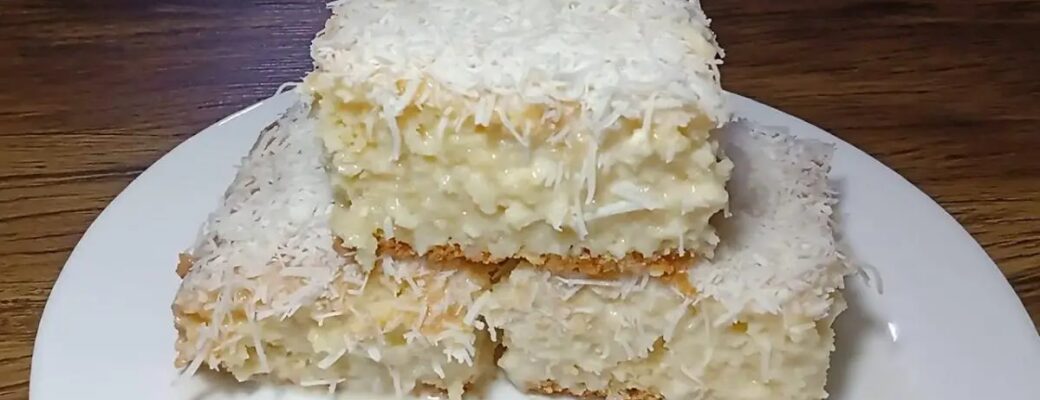 Aprenda A Fazer Um Bolo De Coco Gelado Bem Simples E Molhadinho....