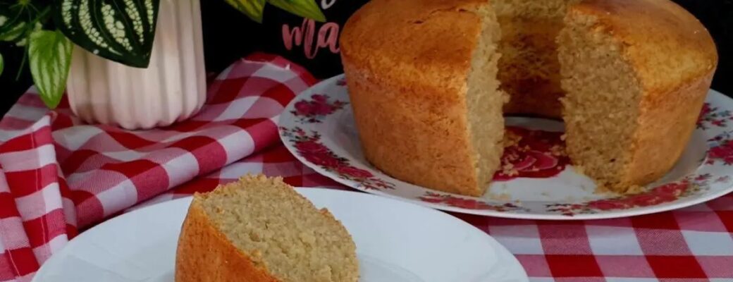 Bolo De Banana Simples, Fofinho E Perfeito Com Café....