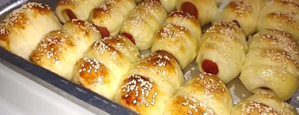 Enroladinho Salsicha Doguinho Macio Delicioso é Um Lanche Rápido, Fácil De Fazer E Perfeito Para...