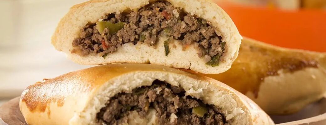 A Esfiha De Carne Refogada Fácil E Saborosa é Perfeita Para Festas E Lanches, Com...