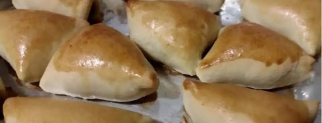 Esfiha De Carne Sequinha Suculenta Irresistível é Ideal Para Quem Ama Salgado Assado Com Recheio...