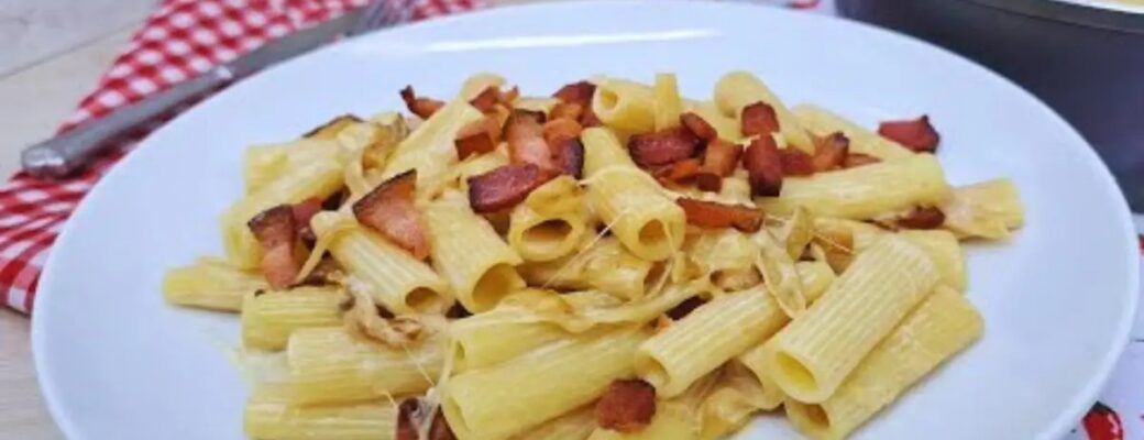 Receita Fácil E Deliciosa Com Bacon E Cebola Caramelizada...