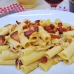 Receita Fácil E Deliciosa Com Bacon E Cebola Caramelizada...