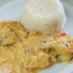 Filé De Tilápia Ao Molho Cremoso: Combinação Perfeita De Peixe Leve Com Molho Branco Irresistível....