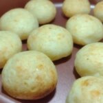 Aprenda Como Fazer O Pão De Queijo Com Iogurte Natural Irresistível, Uma Receita Diferente E...