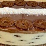 Sobremesa Cremosa Com Biscoito De Chocolate, Creme De Ninho E Ganache....