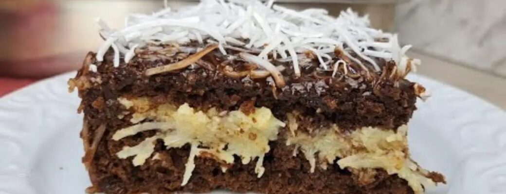 Bolo De Coco E Chocolate Recheado, Cremoso E Perfeito Para Todas As Ocasiões....