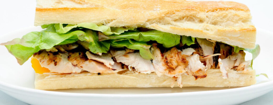 Sanduíche Natural De Frango Uma Receita Leve Saudável E Perfeita Para Lanches Rápidos Ou Marmitas Refrescantes