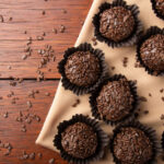 Brigadeiro Gourmet Cremoso, Brilhante E Com Sabor De Confeitaria