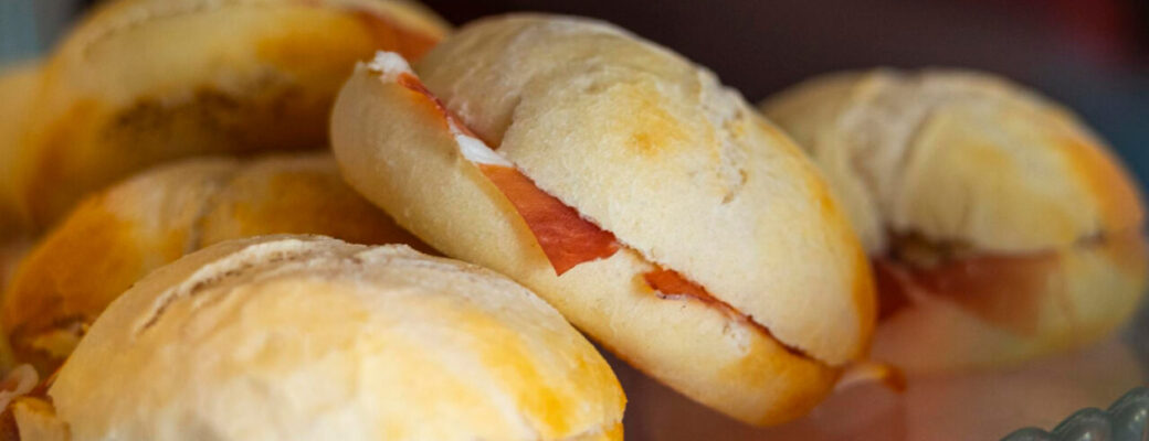 Bisnaguinhas Recheadas Que Lembram Lanche Da Infância E São Perfeitas Para Qualquer Hora