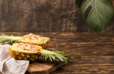 Camarão No Abacaxi Cremoso, Tropical E Cheio De Sabor Para Impressionar