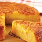 O Bolo Cremoso De Mandioca Com Queijo Delicioso é Fácil De Fazer, Rende Bem E...