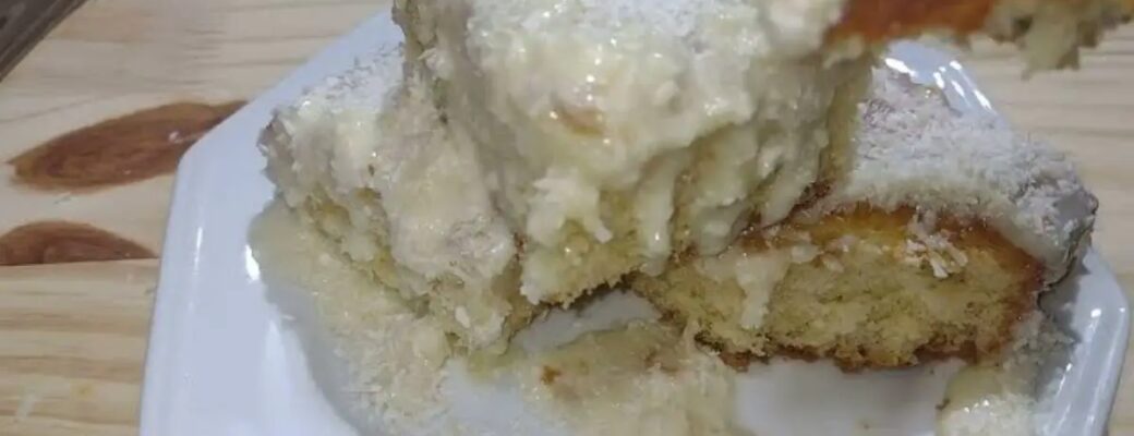 O Bolo Gelado De Coco Com Leite Ninho Cremoso é Fácil, úmido E Perfeito Como...