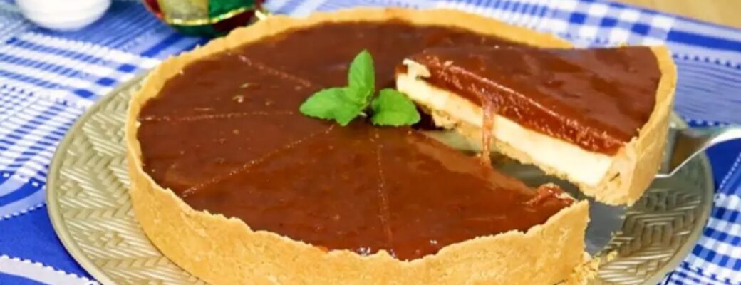 Torta Romeu E Julieta Cremosa Com Base Crocante E Recheio Duplo....