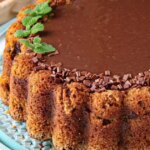 Bolo Moca Com Café E Chocolate, Fofinho E Com Cobertura Cremosa....