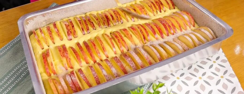Bolo De Maçã Com Canela E Iogurte, Fofinho E Cheio De Aroma....