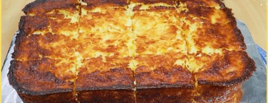 Um Bolo De Mandioca Cremoso E Simples Com Sabor De Fazenda....