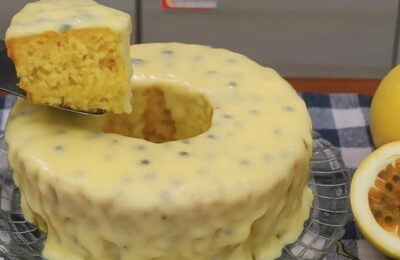 Esse Bolo De Maracujá Gelado Com Cobertura Cremosa Vai Ser O Favorito Da Sua Geladeira
