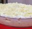 Receita Cremosa De Gelado De Abacaxi Com Cobertura De Chantilly E Chocolate Branco....