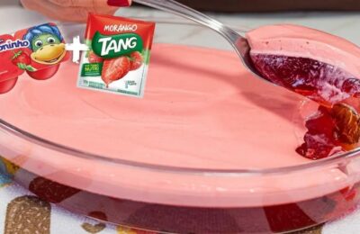 Gelatina Com Danoninho Na Travessa