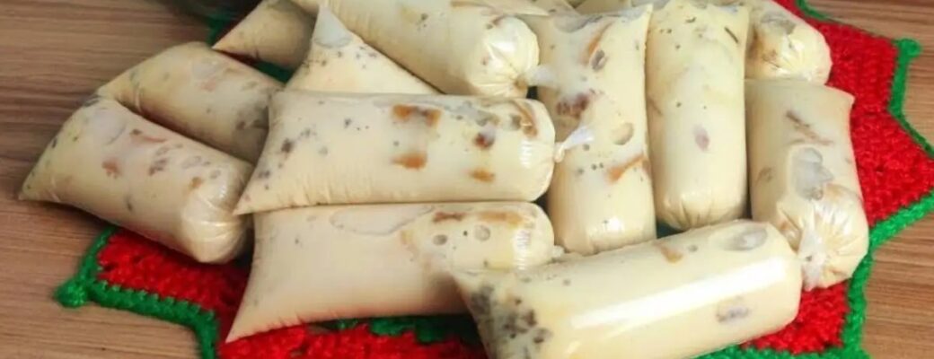 Gelattone Gourmet De Panetone Sobremesa Natalina Gelada é A Escolha Perfeita Para Refrescar Sua Ceia...
