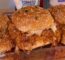 Hambúrguer De Forno Com Cheddar, Cebola Caramelizada E Bacon Crocante....