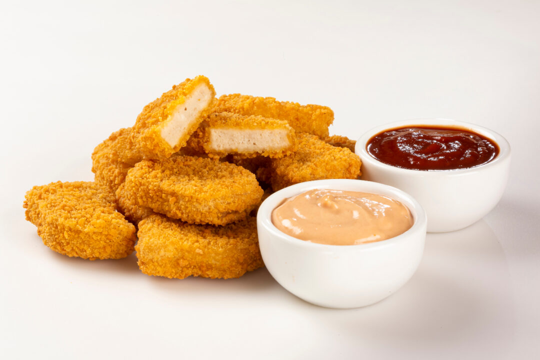 Nuggets caseiro na airfryer crocante por fora e macio por dentro