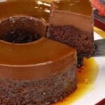O Bolo Pudim De Chocolate Que Se Separa Sozinho No Forno