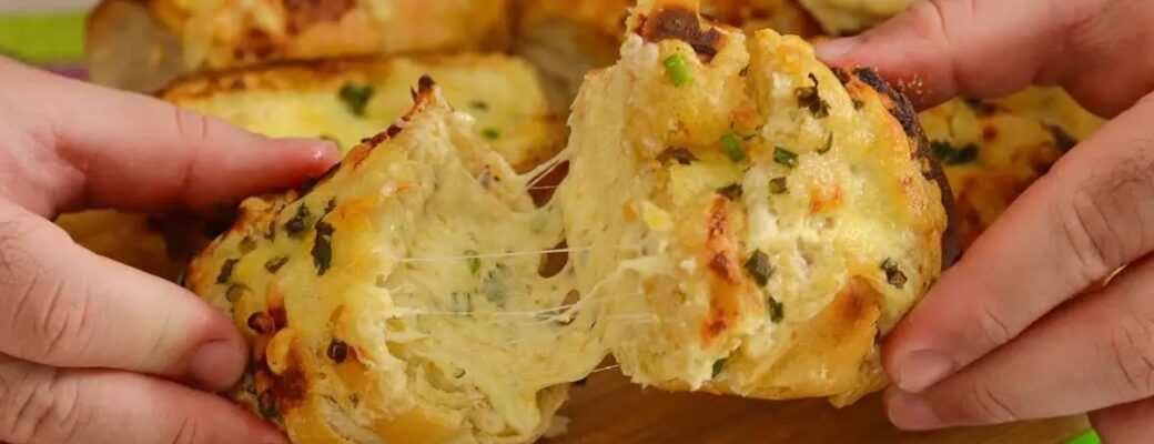 Pão De Alho Cremoso Por Dentro E Crocante Por Fora, Perfeito Pro Churrasco....