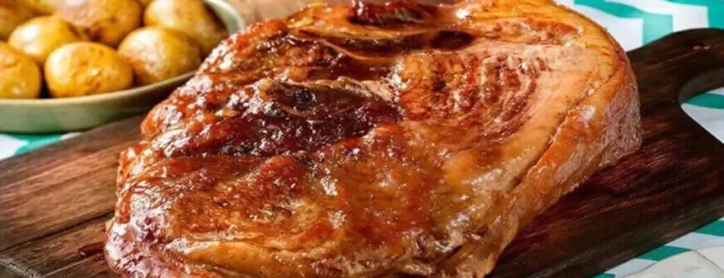 O Pernil Assado Fácil Na Pressão E No Forno é Prático, Suculento E Com Crosta...