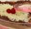 Sobremesa Napolitana Com Creme De Morango, Baunilha E Chocolate....
