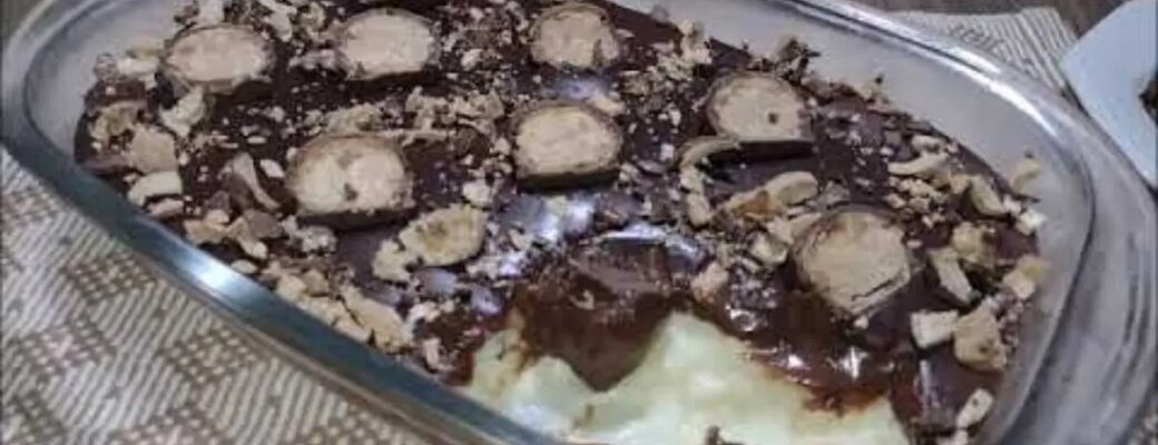 A Sobremesa Na Travessa De Sonho De Valsa é Cremosa, Fácil E Perfeita Para Festas....