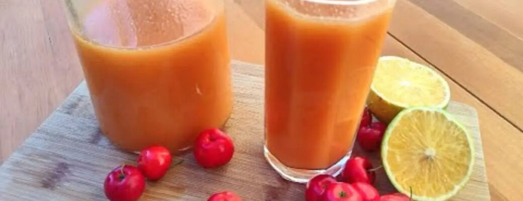 Suco Natural De Laranja Com Acerola Refrescante
