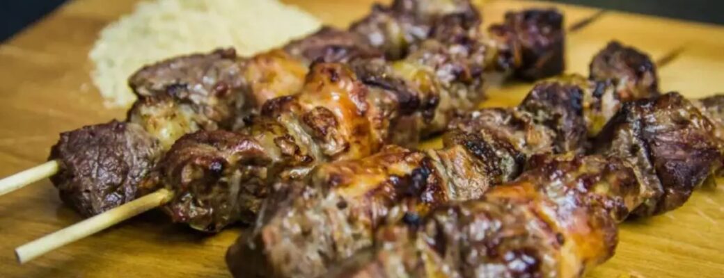 Tempero Imbatível Para Espetinho De Carne Grelhada Deixa A Carne Suculenta E Perfeita Para O...