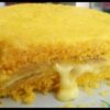 Cuscuz Recheado Com Queijo E Banana Para Um Café Da Manhã Especial