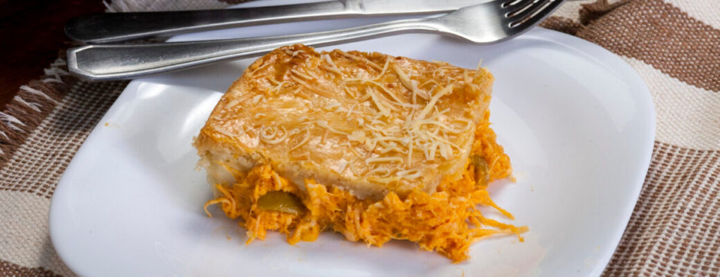 Bolo De Frango Salgado Que Lembra Almoço Em Família