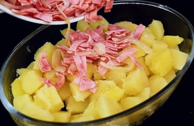 Batata Com Presunto Ao Forno Cremoso Delícia é Simples E Irresistível, Com Molho Branco E...
