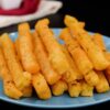 Batatas Fritas Caseiras Com Queijo E Cebolinha