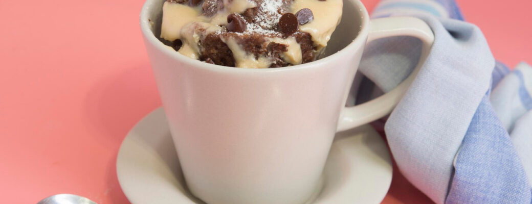 Bolo De Caneca De Chocolate Fofinho Cremoso E Muito Saboroso Pronto Em 2 Minutos