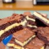 Brownie Recheado Com Chocolate Branco, Fácil, Com Casquinha Crocante E Bem Molhadinho....