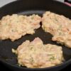 Costeleta De Frango Cremosíssima Com Maionese E Queijo é Prática, Suculenta E Irresistível. Receitinha Fácil...