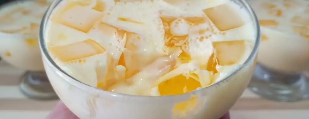 Gelatina Cremosa Com Leite Condensado E Sabor Intenso De Abacaxi....